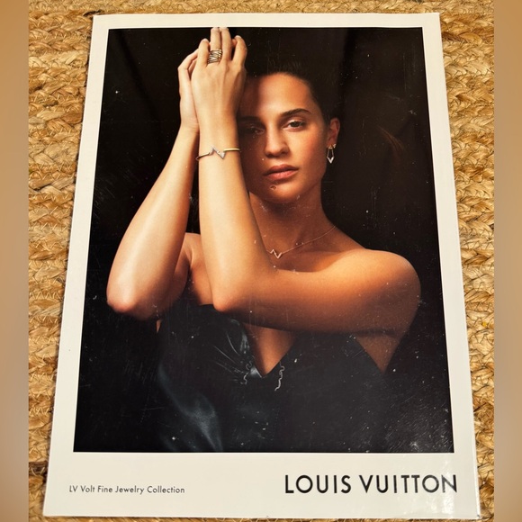 November/December 2021 VOGUE Magazines Featuring Adele and Sarah Jessica Parker - Picture 5 of 5